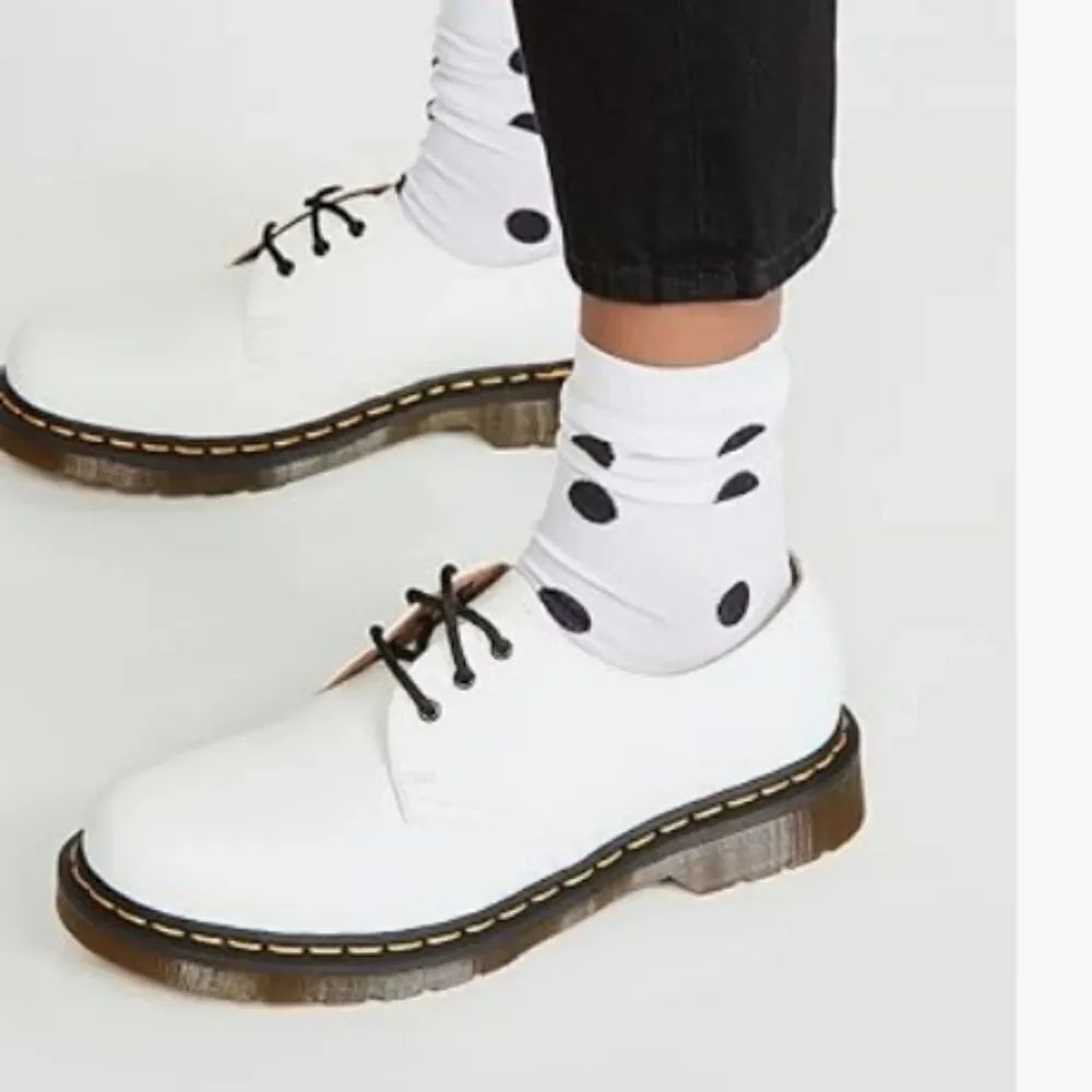 BRAND NEW DR MARTENS VINTAGE 1461 WHITE QUILON